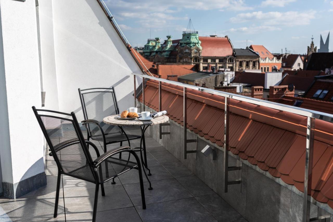 Aparthotel New Lux Wroclaw Exterior photo