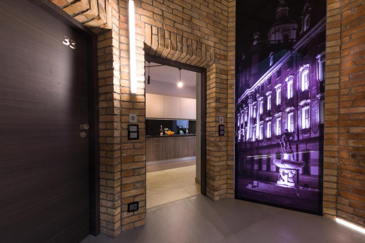 Aparthotel New Lux Wroclaw Exterior photo